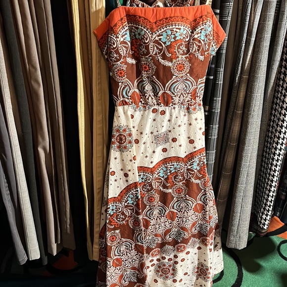 Rubber Ducky Productions, Inc. brown, blue,white,orange paisley tie backed dress - Picture 2 of 11